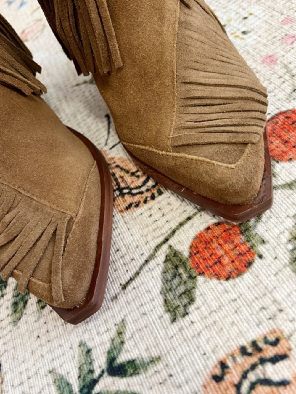 New Dolce Vita Torey Fringe Suede Chestnut Boots - Picture 5 of 16